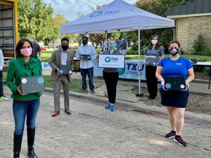 Vistra Strengthens Commitment to Provide Laptops to Low-Income Students